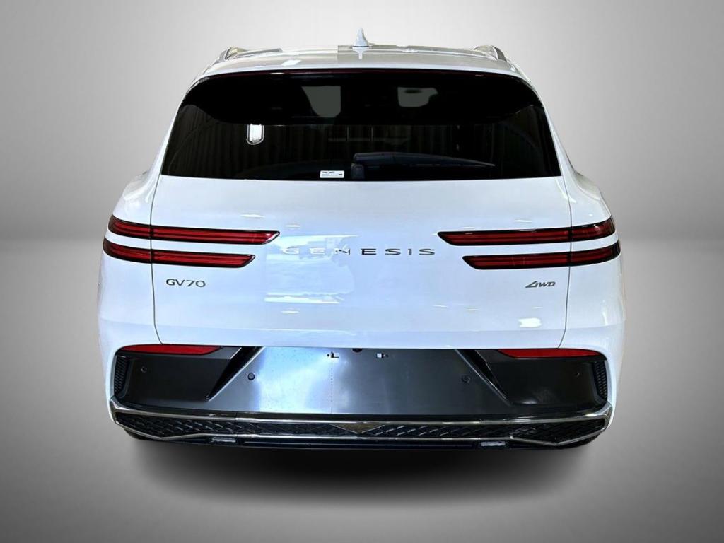 new 2026 Genesis GV70 car