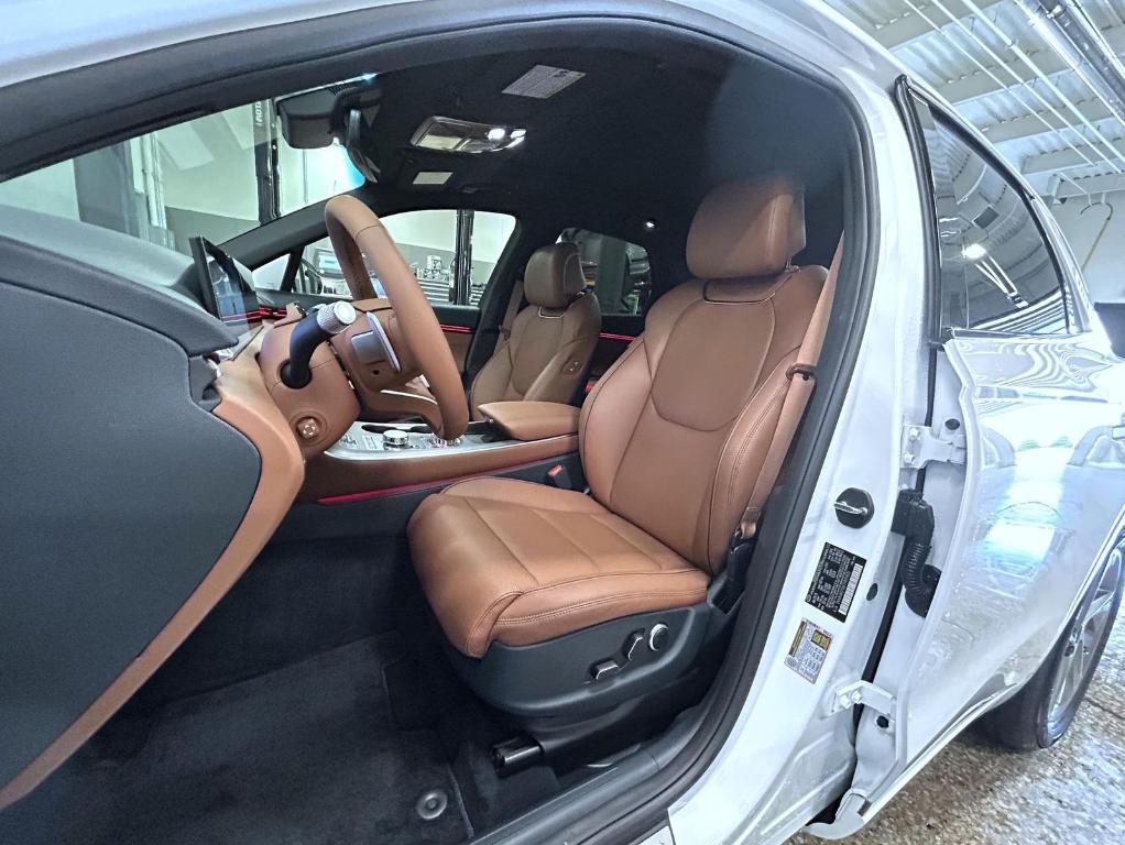 new 2026 Genesis GV70 car