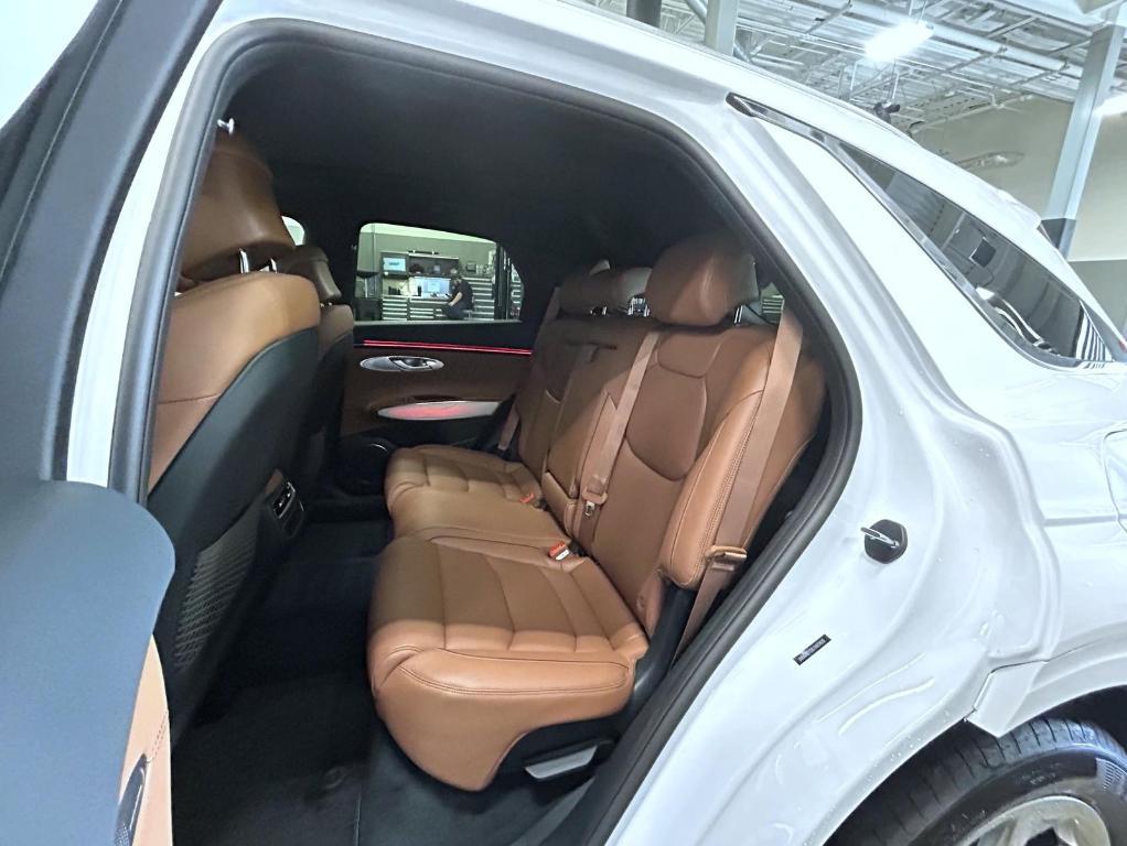 new 2026 Genesis GV70 car