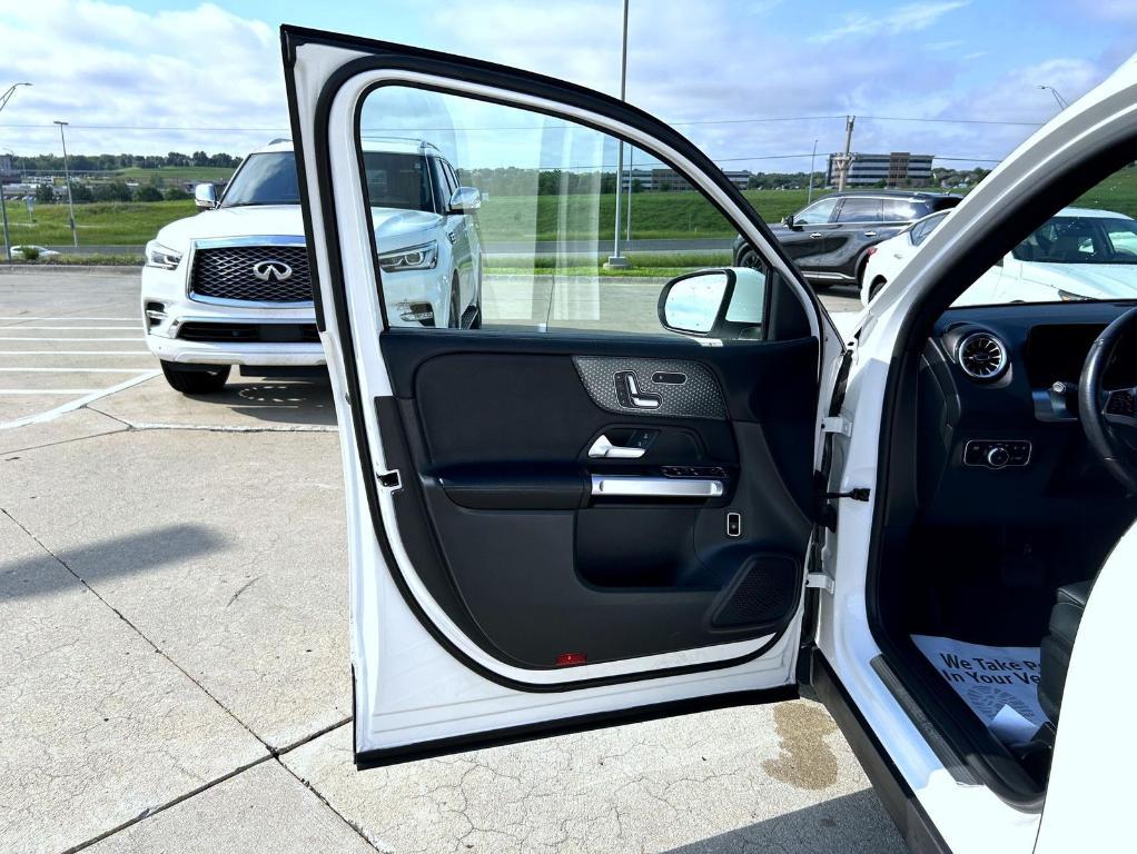 used 2024 Mercedes-Benz GLB 250 car, priced at $32,999