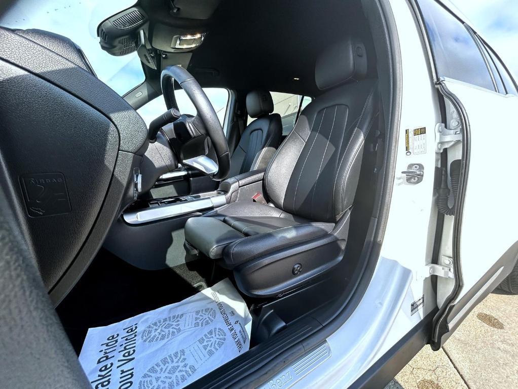 used 2024 Mercedes-Benz GLB 250 car, priced at $32,999