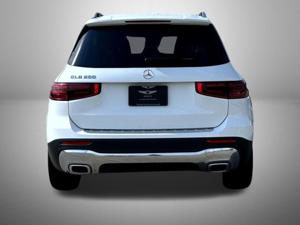 used 2024 Mercedes-Benz GLB 250 car, priced at $30,999