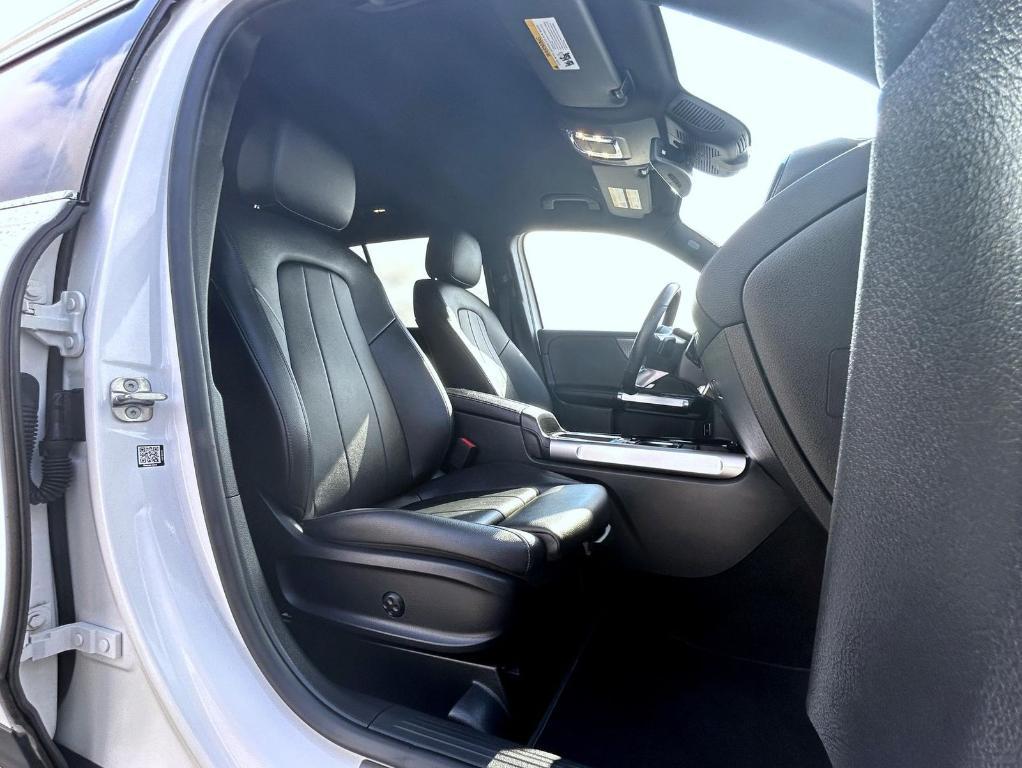 used 2024 Mercedes-Benz GLB 250 car, priced at $32,999