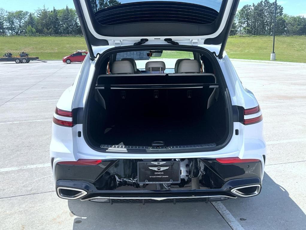 new 2026 Genesis GV70 car