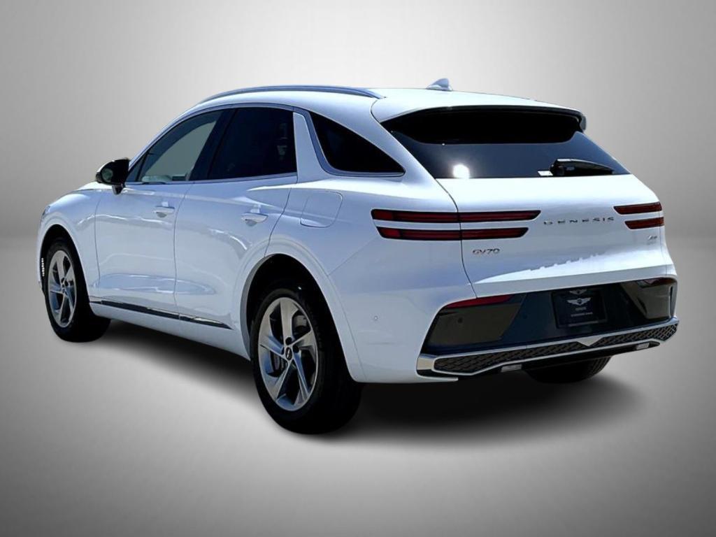 new 2026 Genesis GV70 car