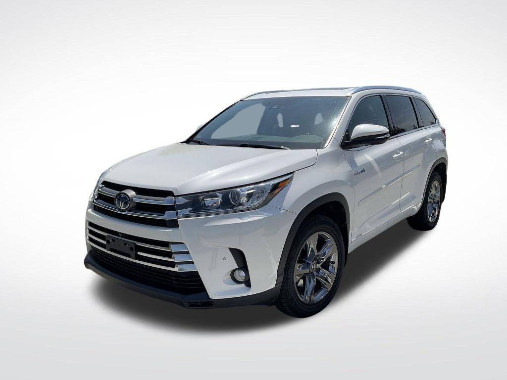 used 2018 Toyota Highlander Hybrid car, priced at $29,999