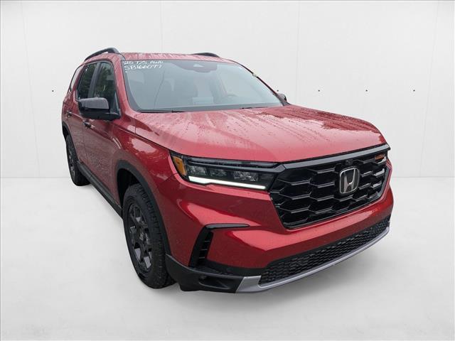 new 2025 Honda Pilot car, priced at $51,350