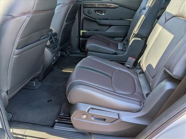 new 2025 Honda Pilot car, priced at $56,530