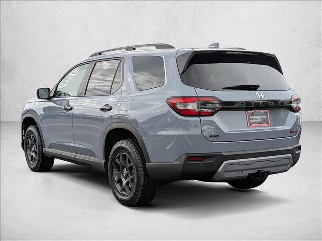 new 2025 Honda Pilot car, priced at $51,350