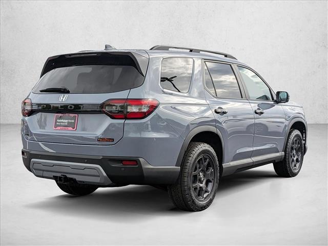 new 2025 Honda Pilot car, priced at $51,350