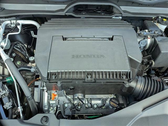 new 2025 Honda Pilot car, priced at $44,995