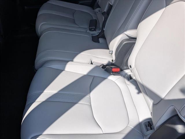 new 2025 Honda Pilot car, priced at $44,950