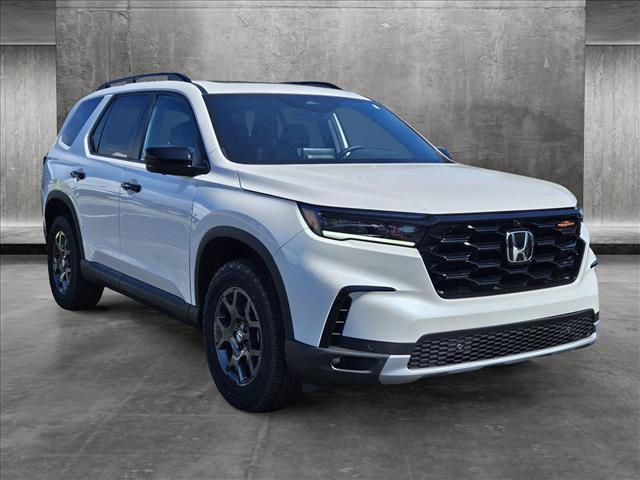 new 2025 Honda Pilot car, priced at $51,250