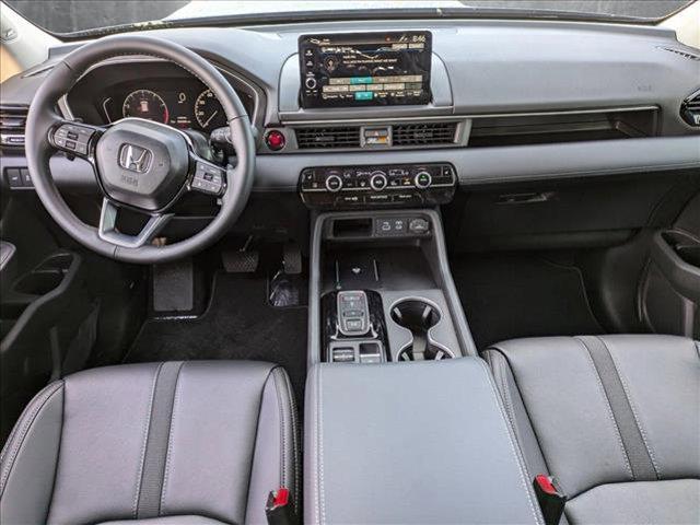 new 2025 Honda Pilot car, priced at $48,950