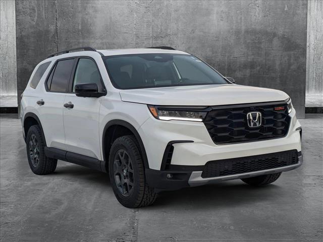 new 2025 Honda Pilot car, priced at $51,250