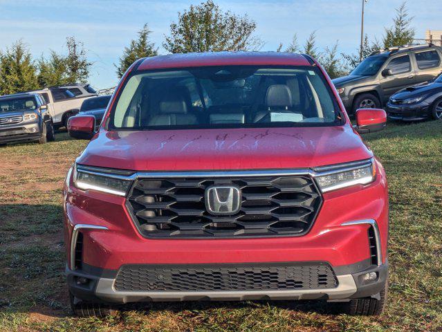 used 2023 Honda Pilot car, priced at $35,987