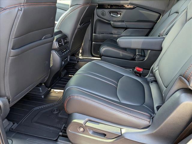 new 2025 Honda Pilot car, priced at $50,895