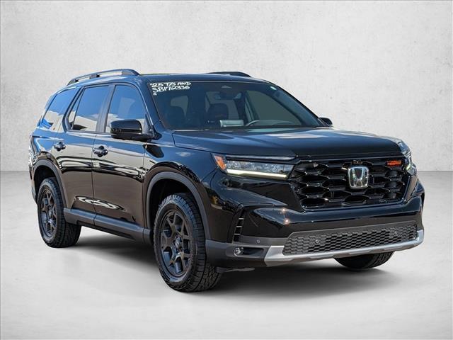 new 2025 Honda Pilot car, priced at $50,895