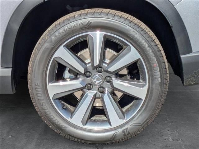 new 2025 Honda Pilot car, priced at $54,530