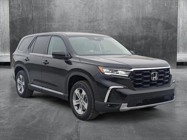 new 2025 Honda Pilot car, priced at $44,950