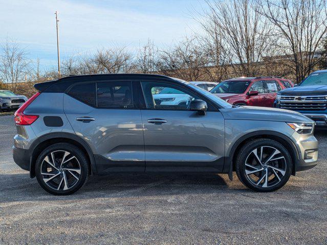 used 2019 Volvo XC40 car, priced at $18,999