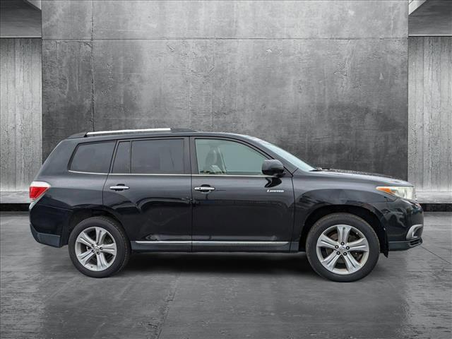 used 2013 Toyota Highlander car, priced at $7,637