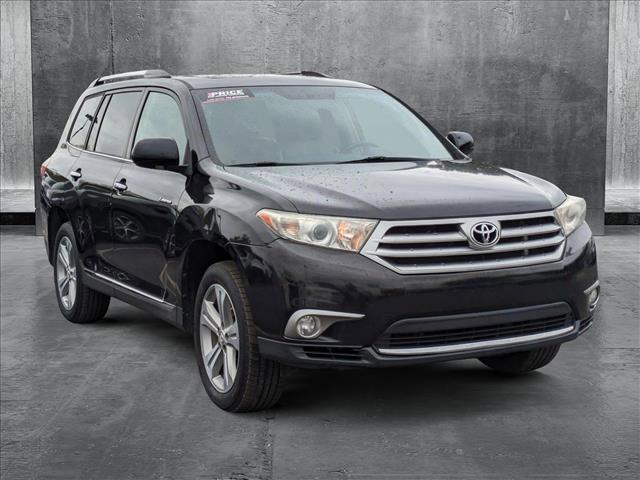 used 2013 Toyota Highlander car, priced at $7,637