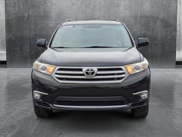 used 2013 Toyota Highlander car, priced at $7,637