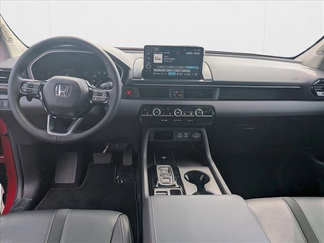 new 2025 Honda Pilot car, priced at $51,550