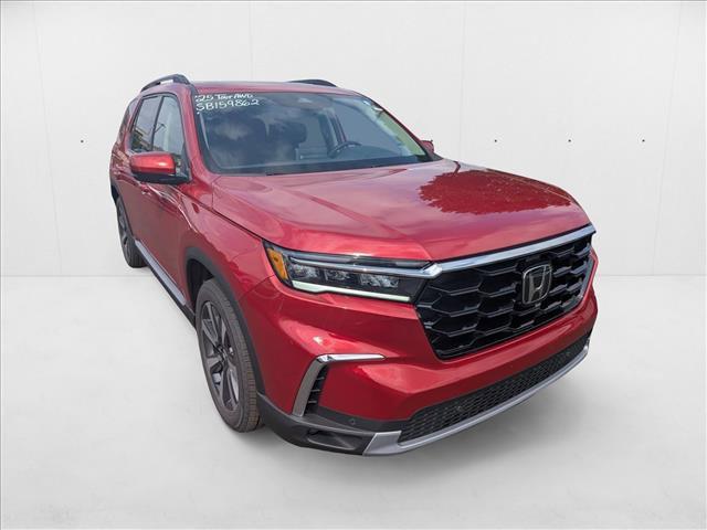 new 2025 Honda Pilot car, priced at $51,550