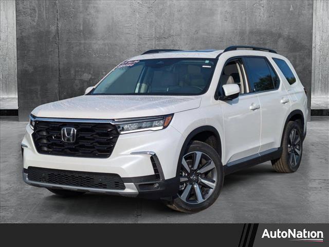 new 2025 Honda Pilot car, priced at $51,505