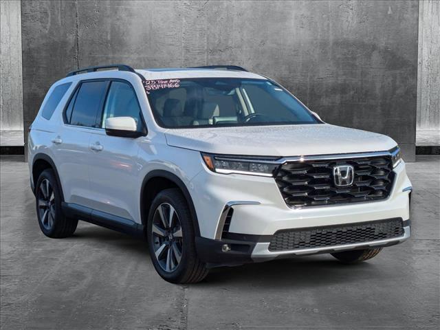 new 2025 Honda Pilot car, priced at $51,505