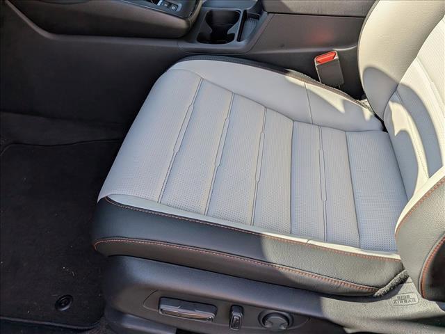 new 2026 Honda CR-V Hybrid car, priced at $43,700