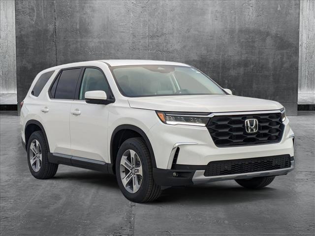 new 2025 Honda Pilot car, priced at $47,450