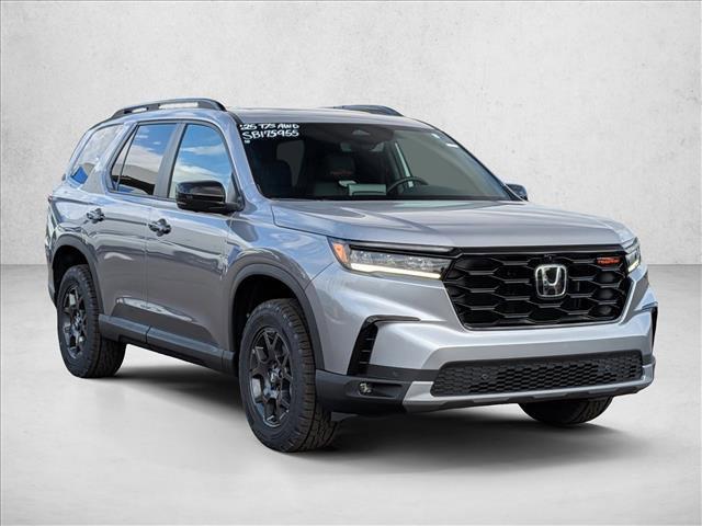 new 2025 Honda Pilot car, priced at $50,895