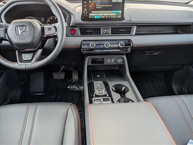 new 2025 Honda Pilot car, priced at $50,895