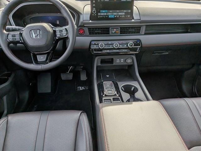 new 2025 Honda Pilot car, priced at $56,530