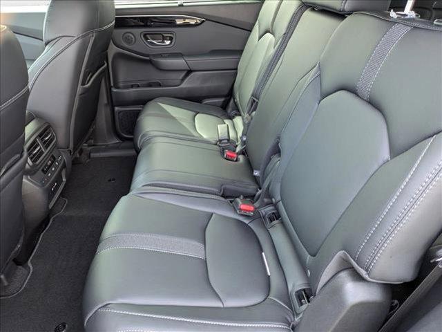 new 2025 Honda Pilot car, priced at $51,050