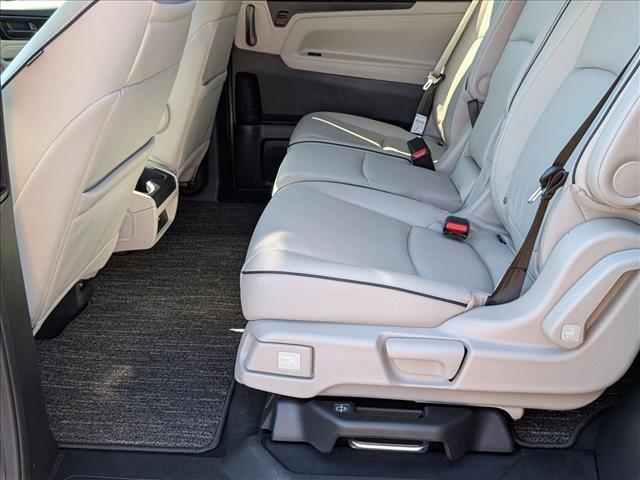 new 2026 Honda Odyssey car, priced at $48,990