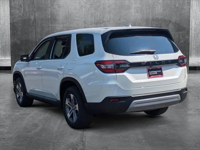 new 2025 Honda Pilot car, priced at $45,405