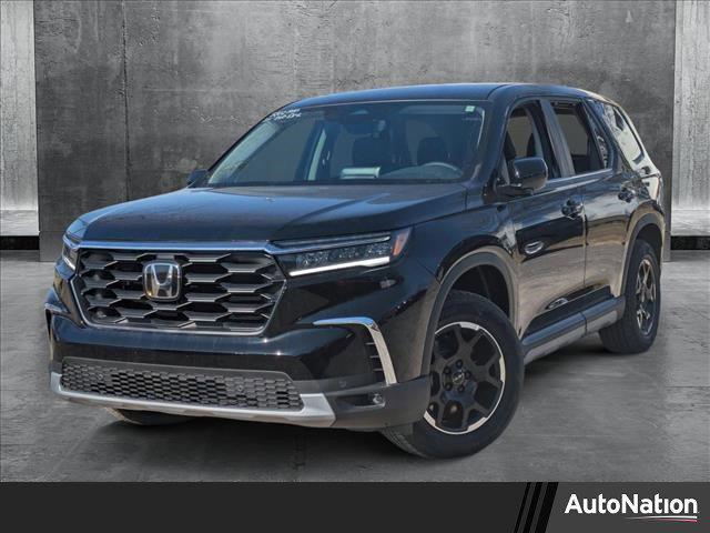 new 2025 Honda Pilot car, priced at $47,095