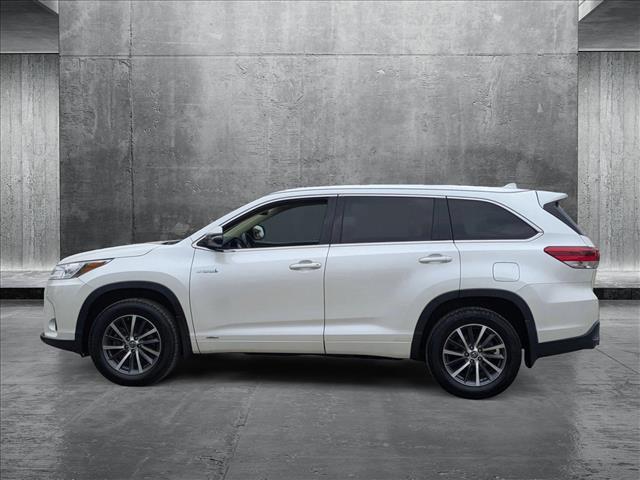 used 2018 Toyota Highlander Hybrid car, priced at $21,998