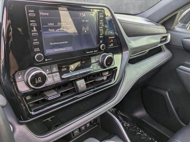 used 2021 Toyota Highlander car, priced at $29,987