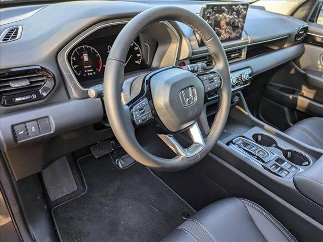 new 2025 Honda Pilot car, priced at $48,950