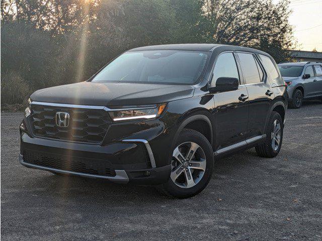 new 2025 Honda Pilot car, priced at $44,895