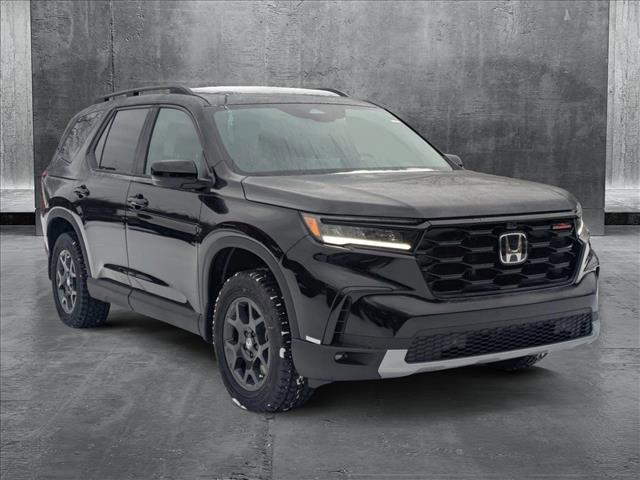 new 2025 Honda Pilot car, priced at $50,795