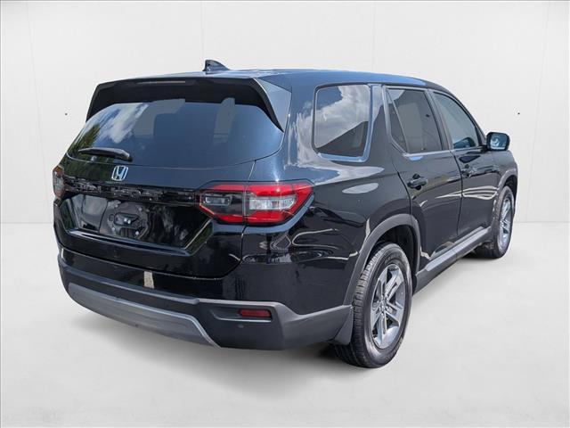 used 2023 Honda Pilot car, priced at $33,557