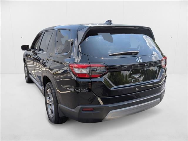 used 2023 Honda Pilot car, priced at $33,557