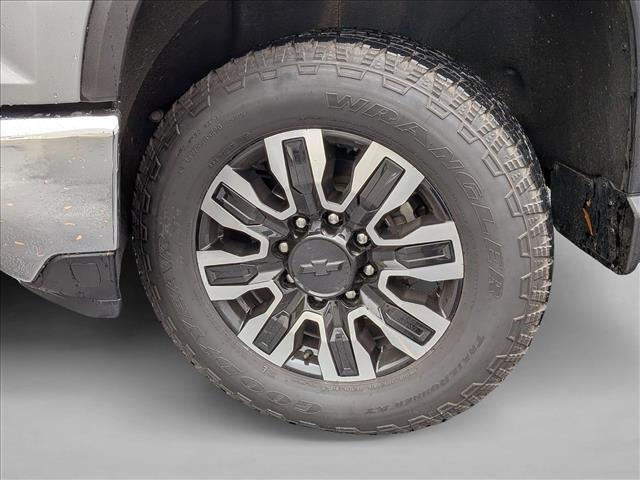 used 2024 Chevrolet Silverado 2500 car, priced at $49,992