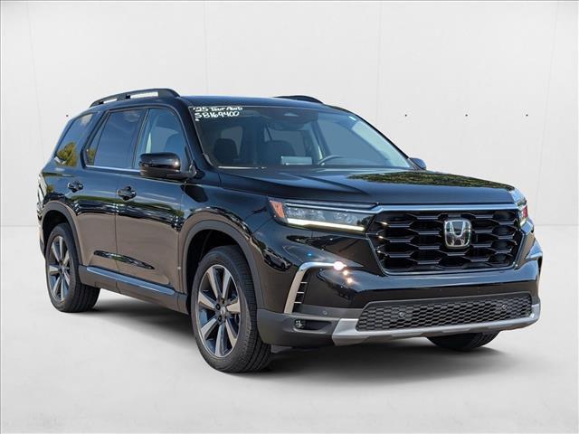 new 2025 Honda Pilot car, priced at $51,095